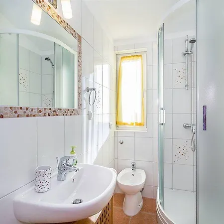 Ivonne Appartamento *