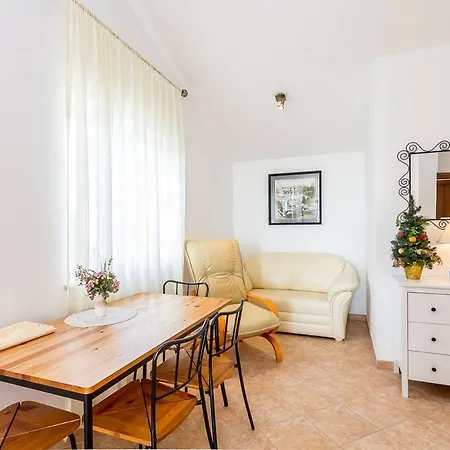 Apartment Ivonne